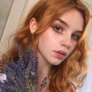 Meet your Posher, Lydia